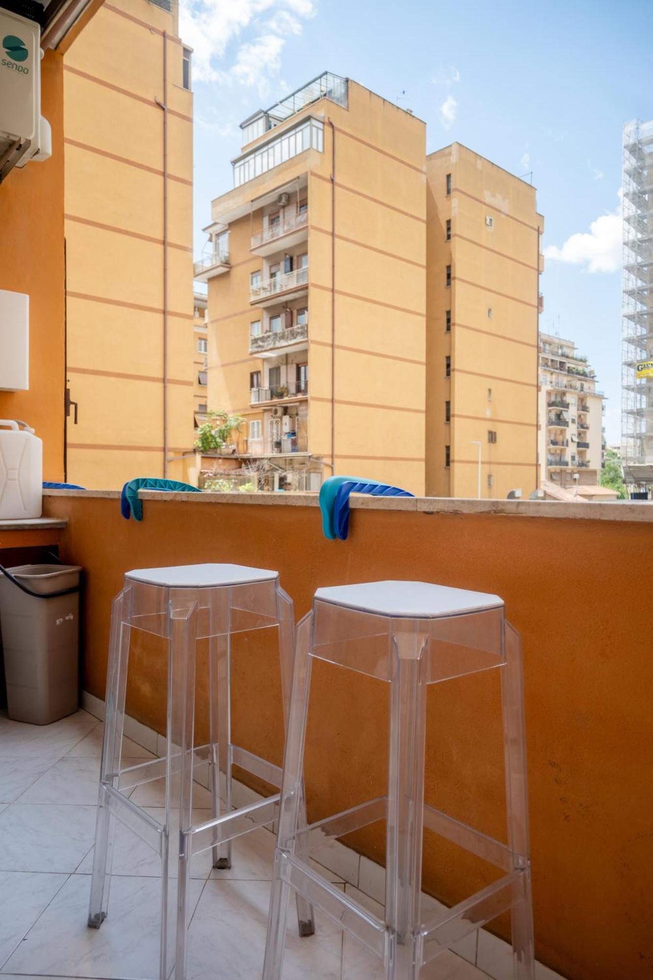 Cerroni'S Corner Apartment โรม ภายนอก รูปภาพ
