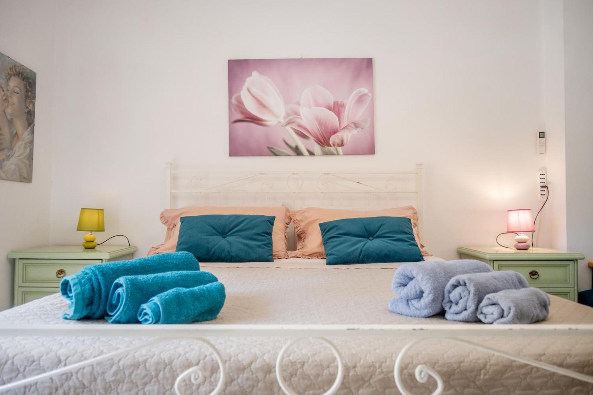 Cerroni'S Corner Apartment โรม ภายนอก รูปภาพ